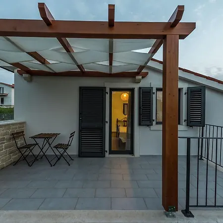 Luxurious In With Swimming Pool Villa